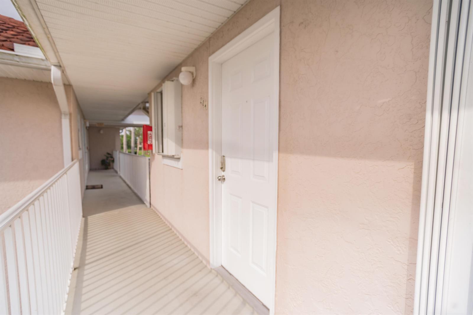 300 Grand Royale Circle # 204, Vero Beach FL 32962 photo 2