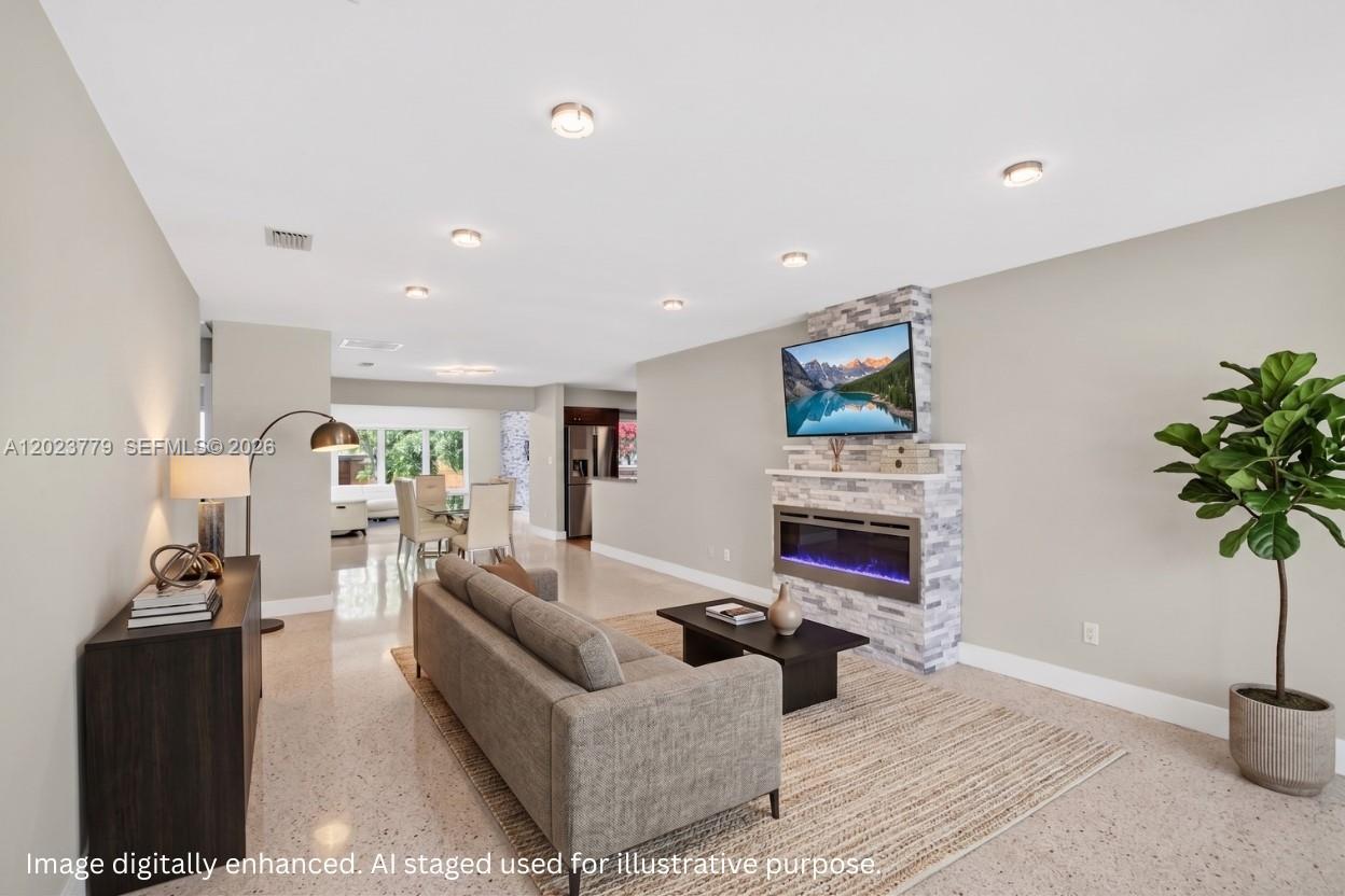 709 NW 9th Ct, Hallandale Beach FL 33009 photo 3