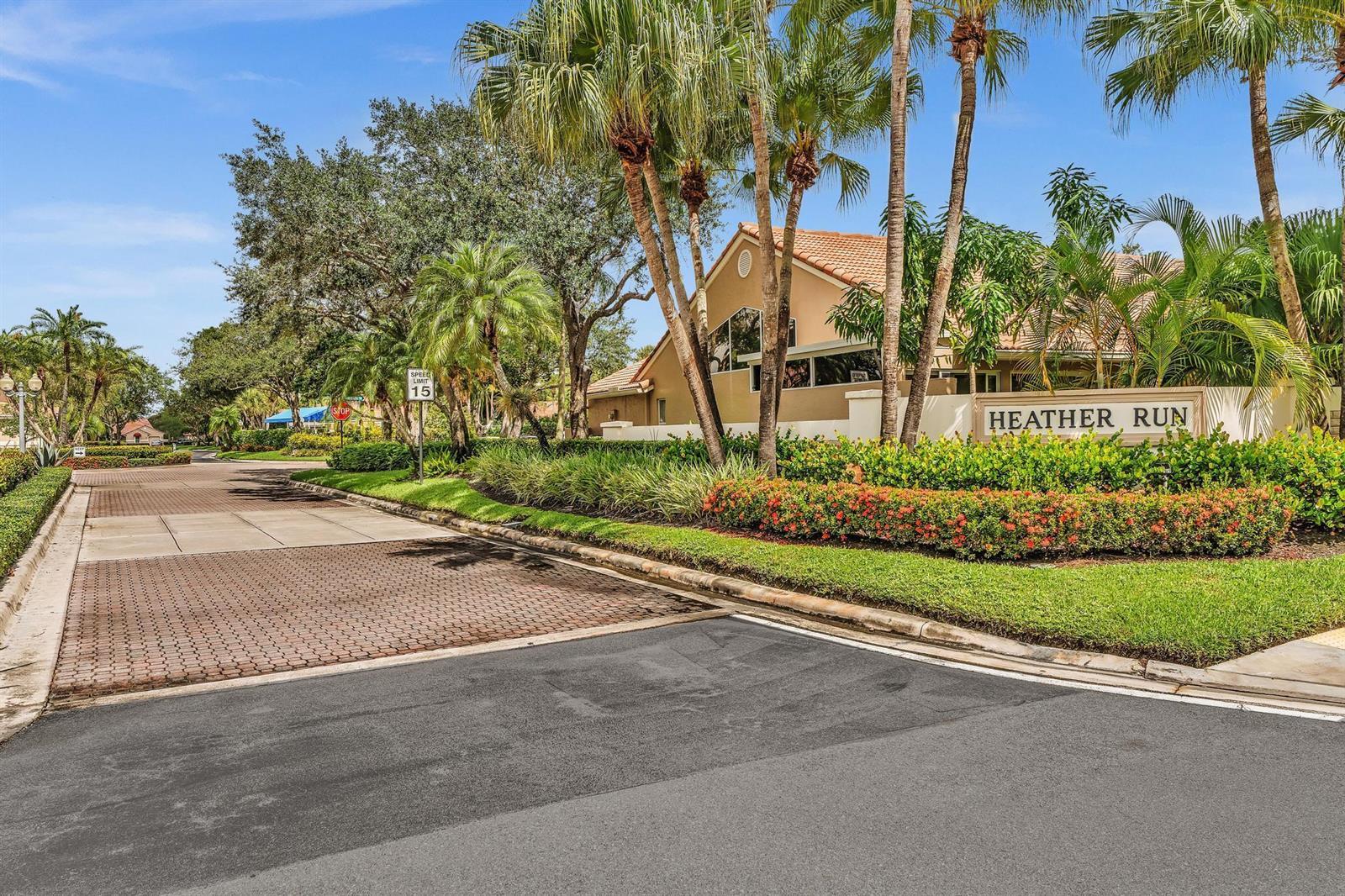 1904 Rosewood Way, Palm Beach Gardens FL 33418 photo 2