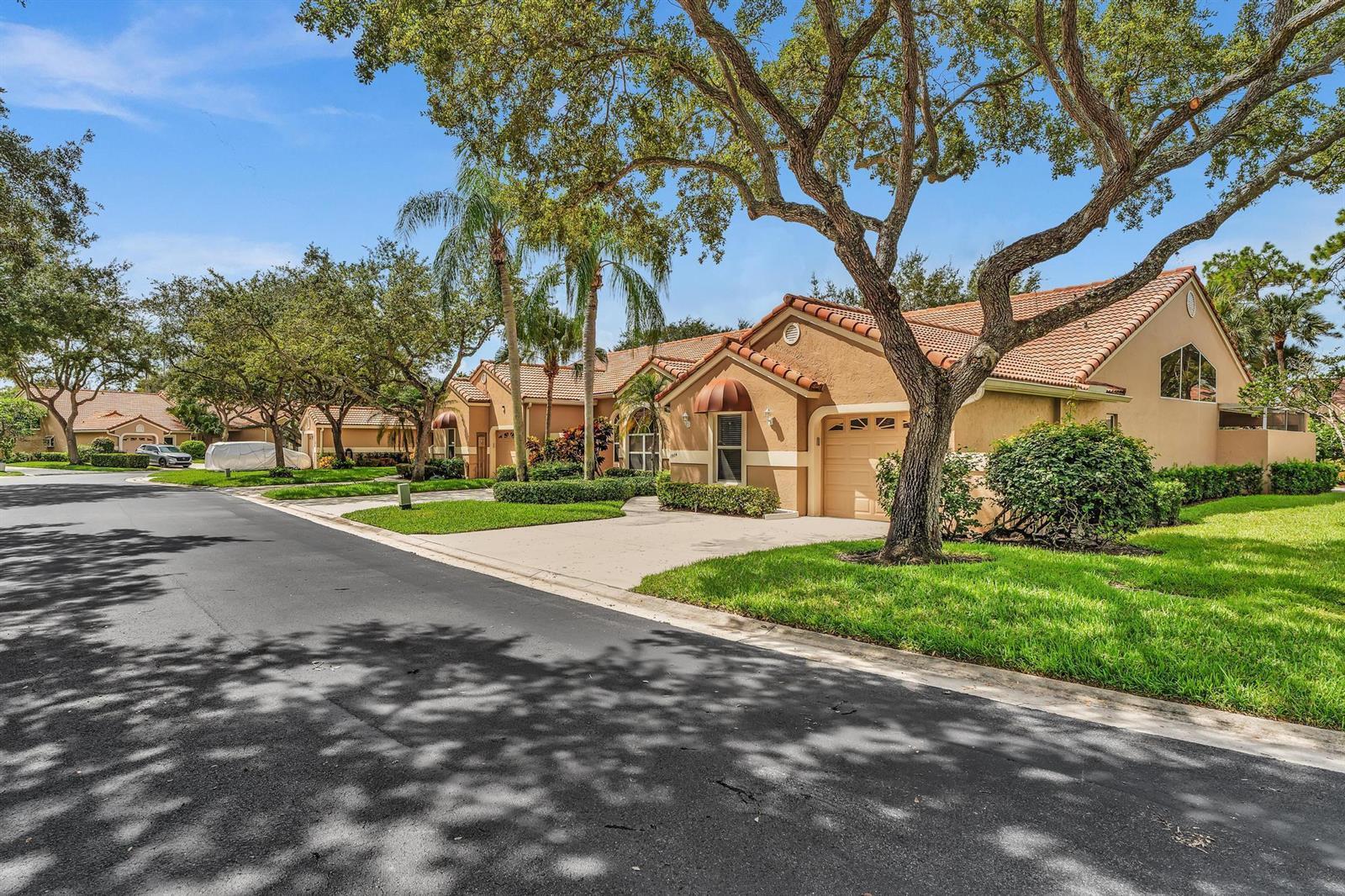 1904 Rosewood Way, Palm Beach Gardens FL 33418 photo 3