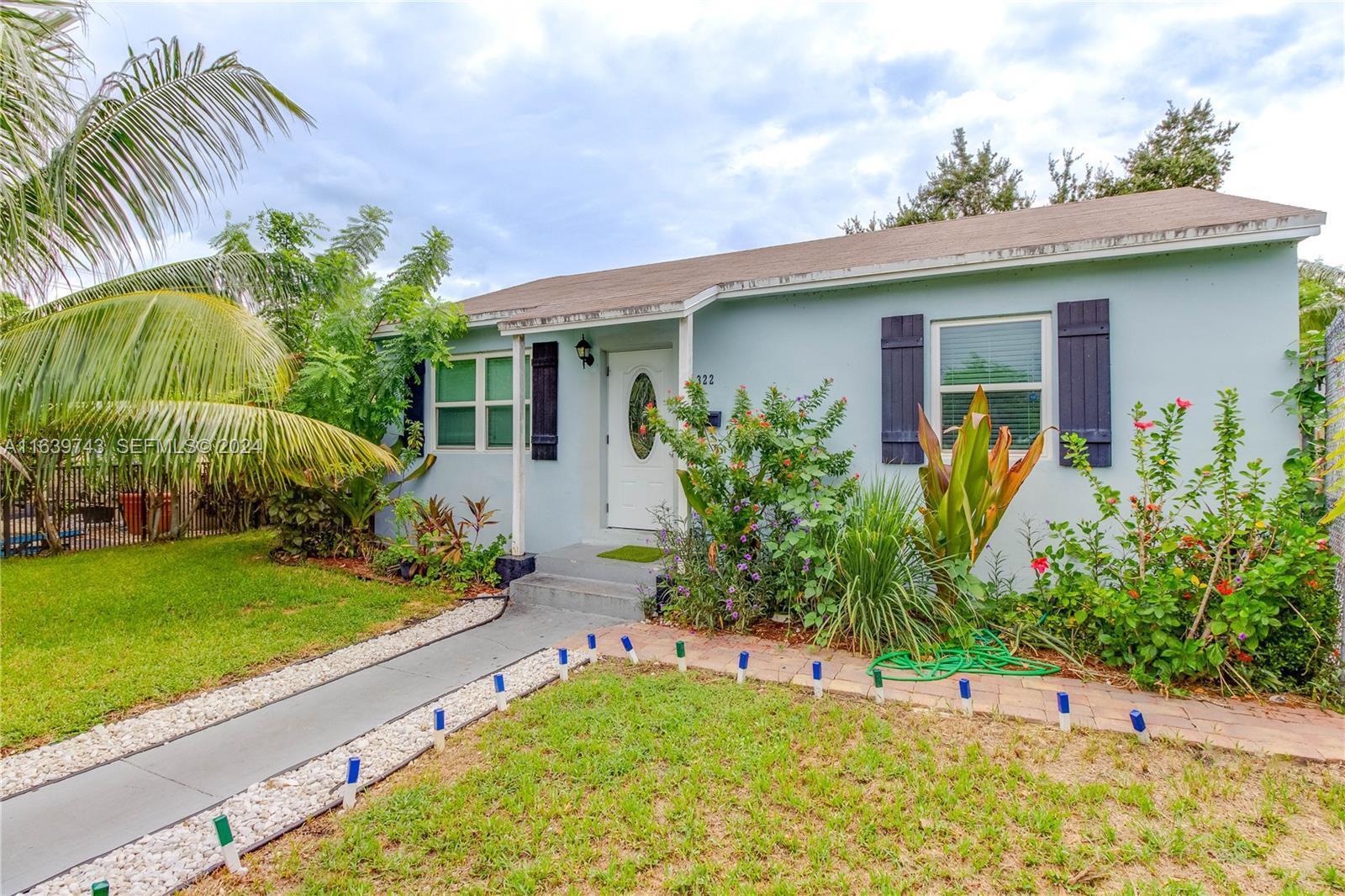 322 N C Street, FL 33460 photo 2