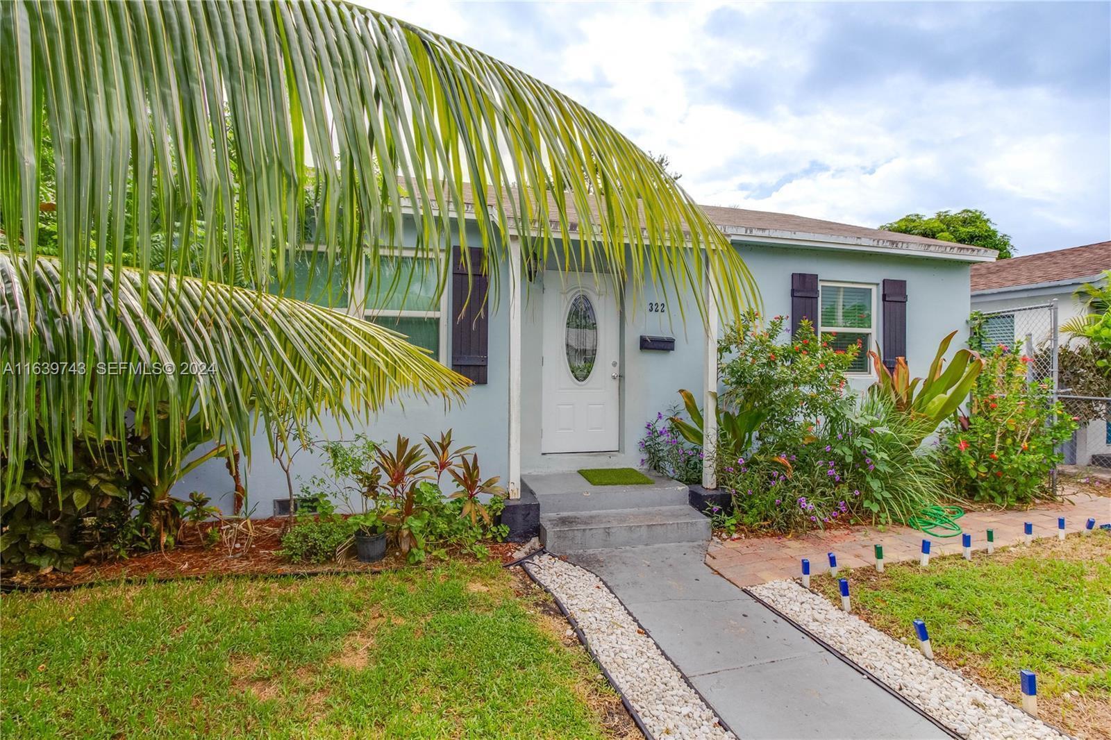 322 N C Street, FL 33460 photo 3