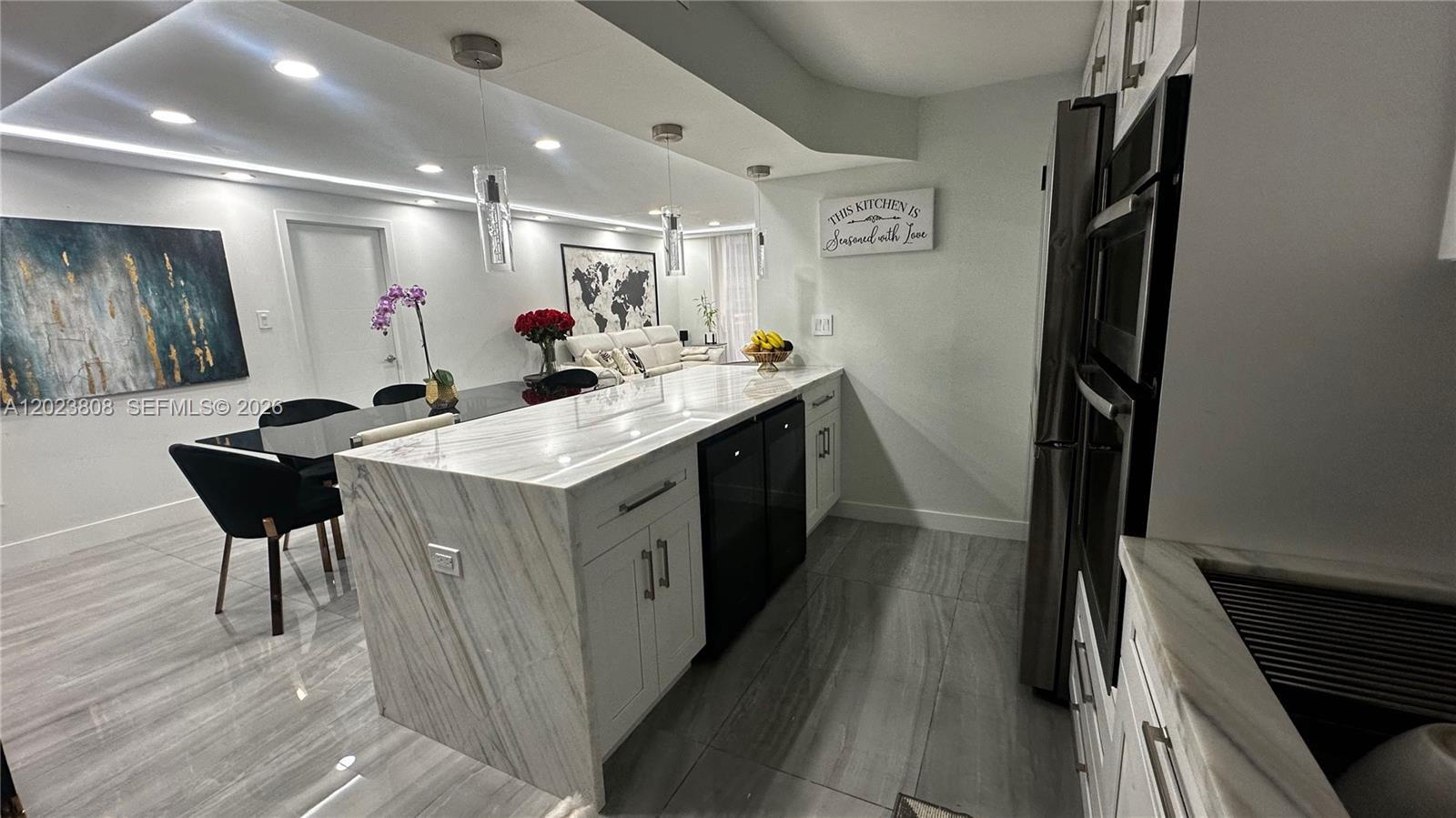 18041 Biscayne Blvd # 702, Aventura FL 33160 photo 4