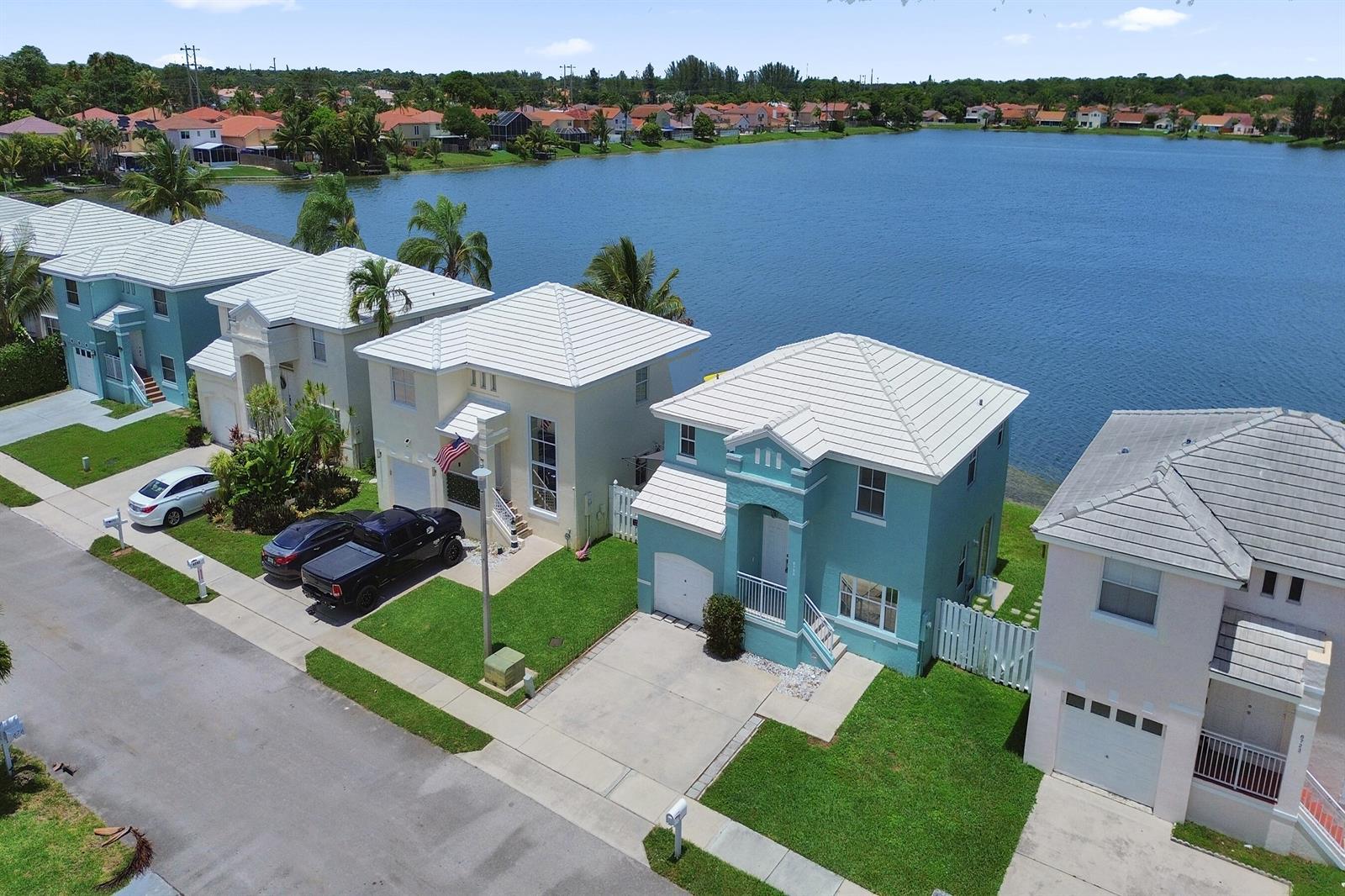 6733 Bayfront Drive, Margate FL 33063
