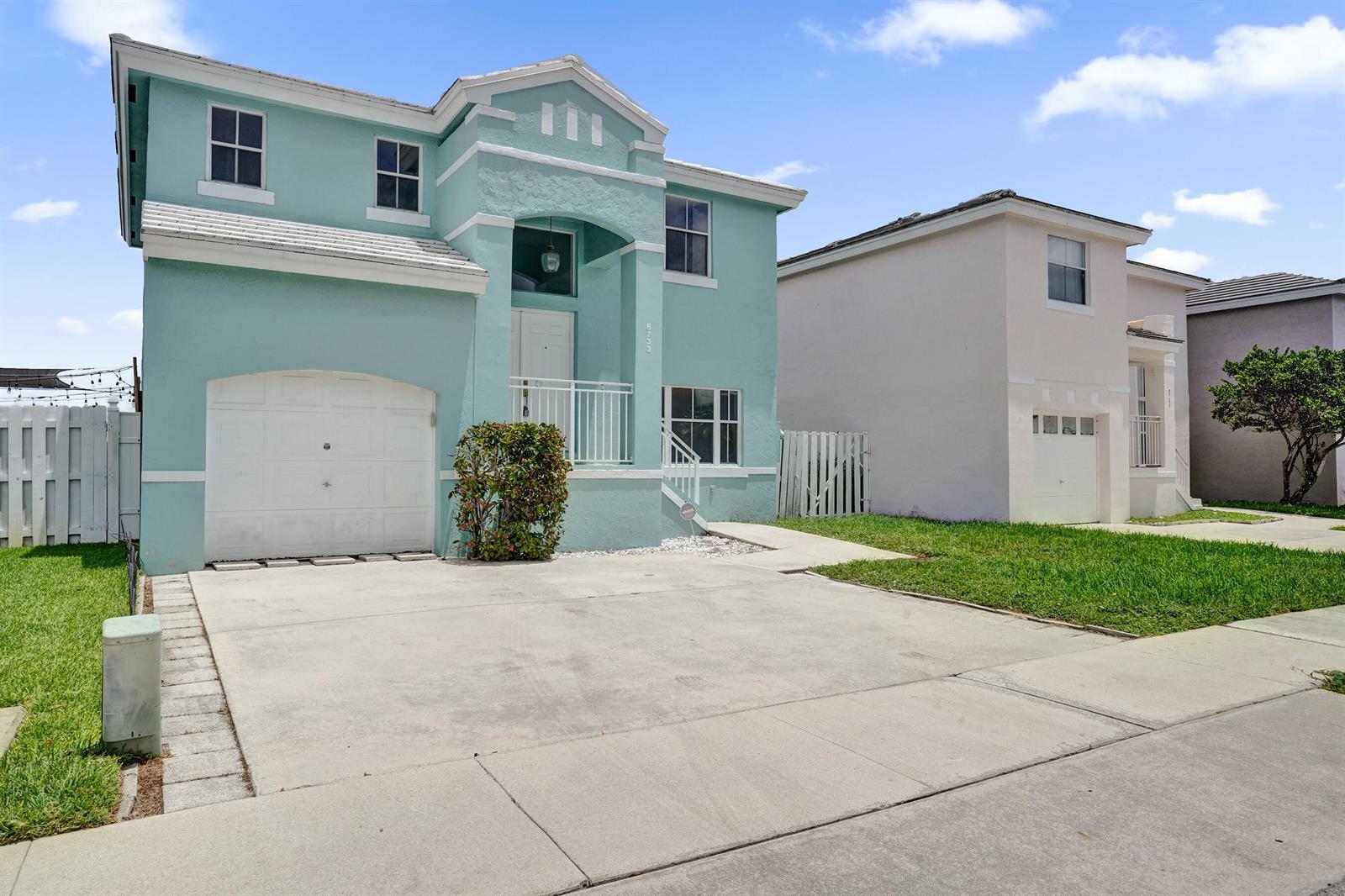 6733 Bayfront Drive, Margate FL 33063 photo 4