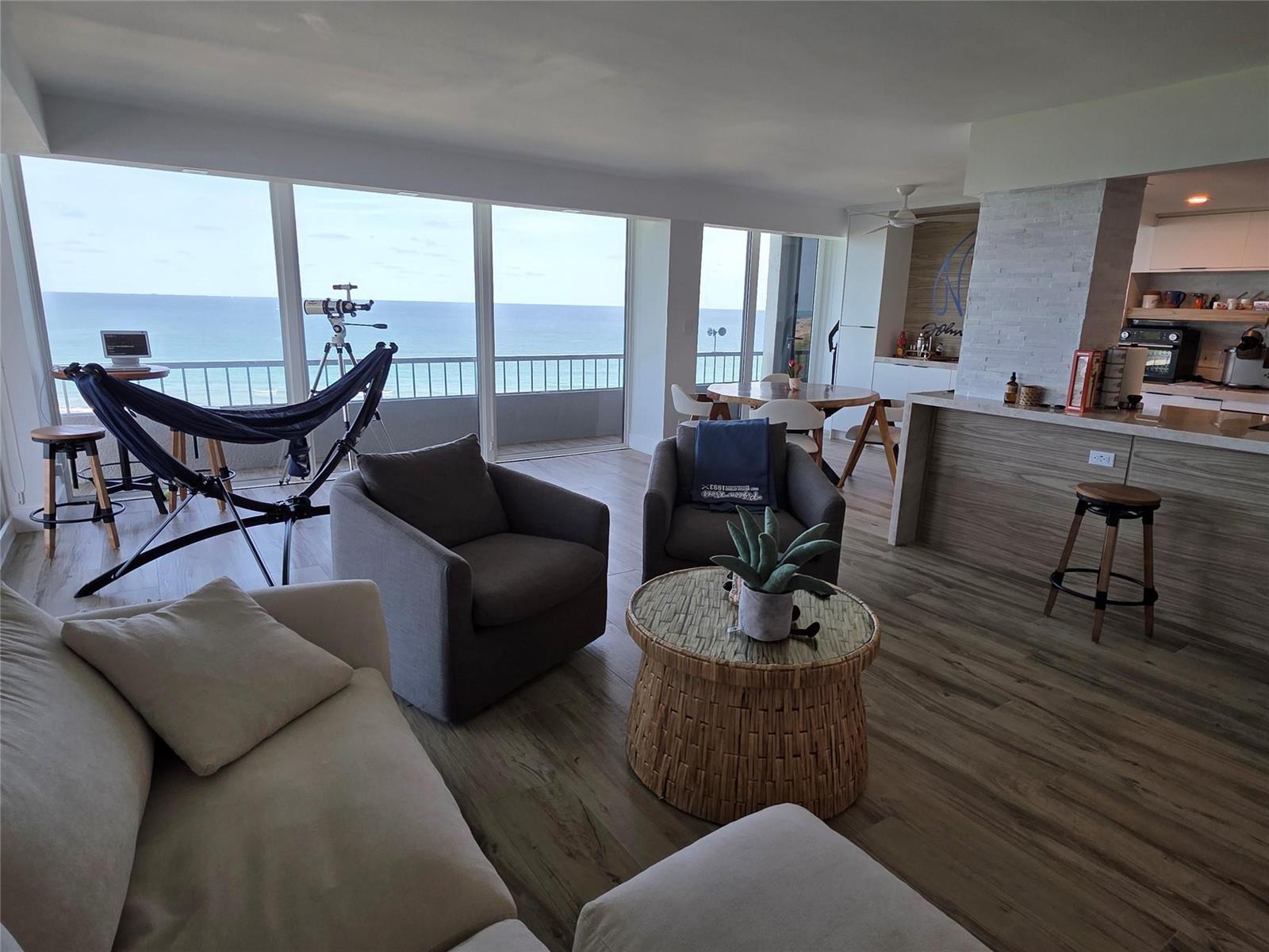 5550 N Ocean Drive, Riviera Beach FL 33404 photo 2