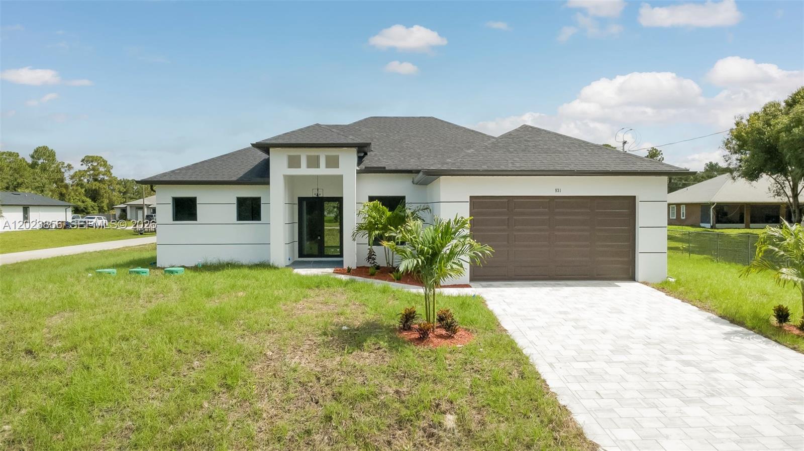 931 BARCELONA ST E, Lehigh Acres FL 33974