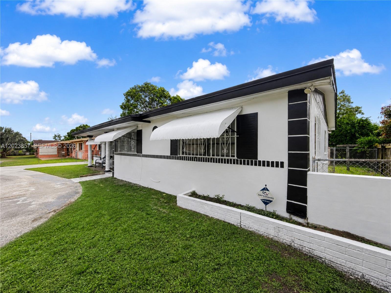 18805 NW 19th Ct, Miami Gardens FL 33056 photo 3