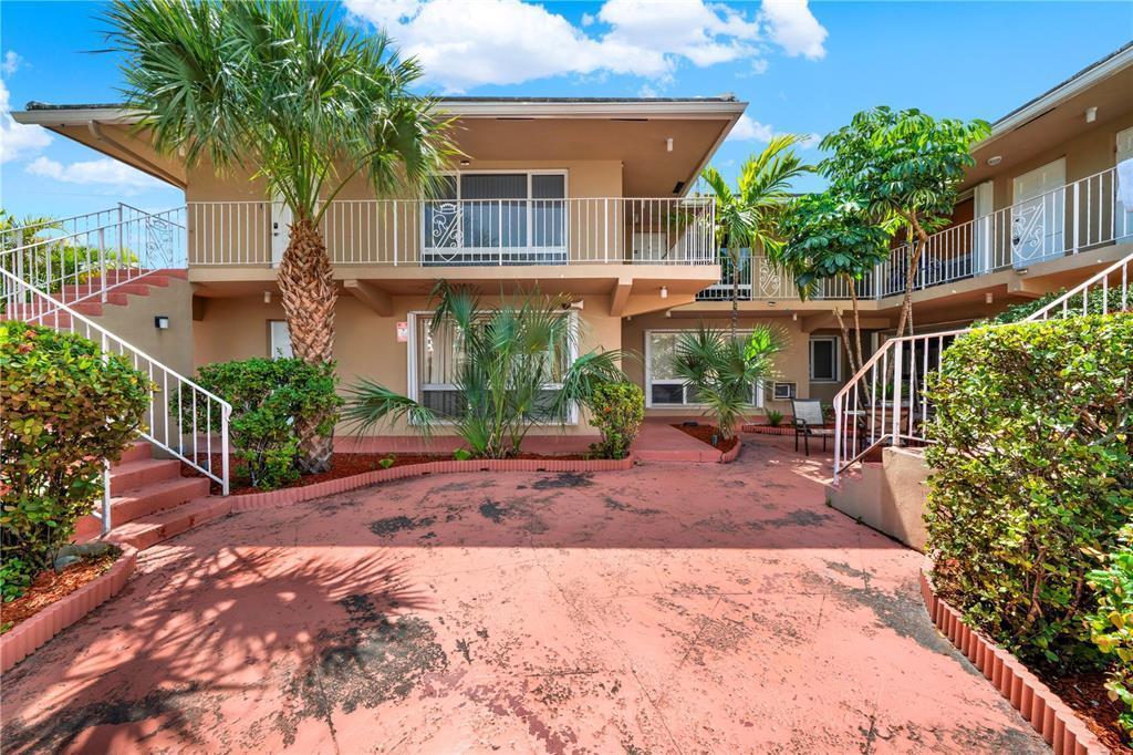 2864 NE 32nd Street # 7, Fort Lauderdale FL 33306 photo 2