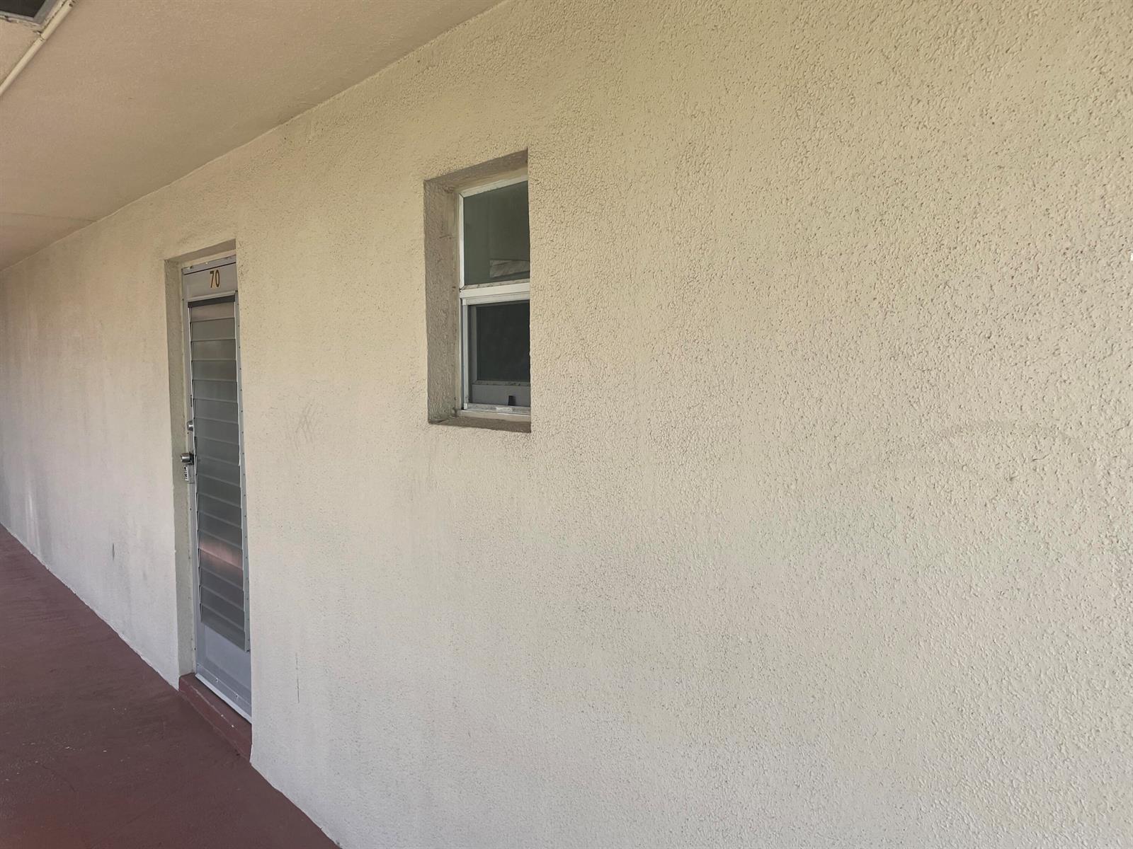 506 Davis Road # 70, Palm Springs FL 33461 photo 3