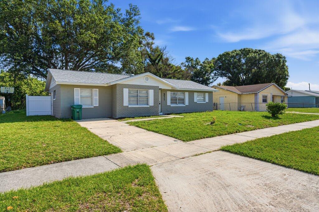 311 Essex Drive, Fort Pierce FL 34946 photo 2