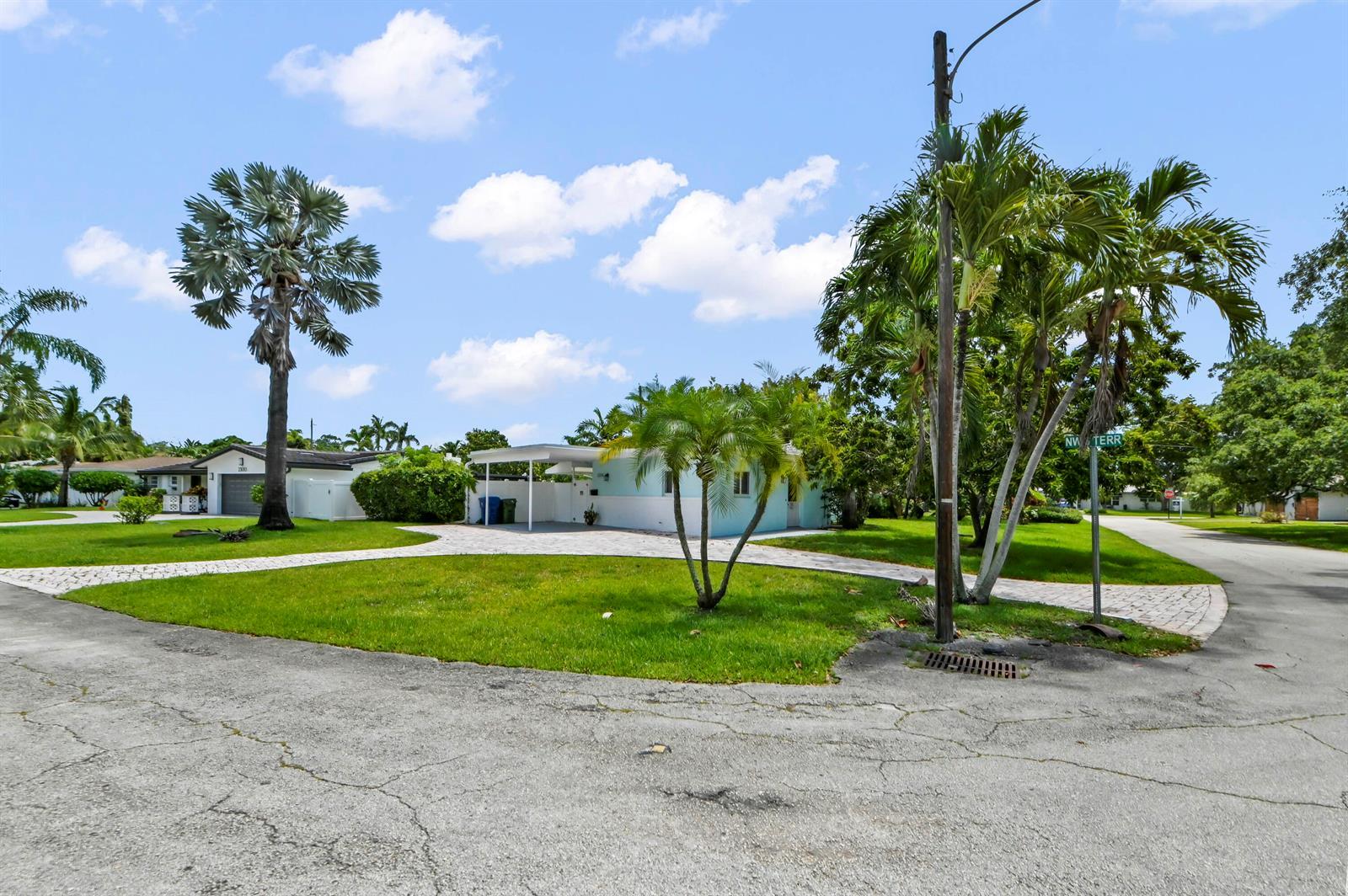 2224 NW 6th Terrace, Wilton Manors FL 33311 photo 5