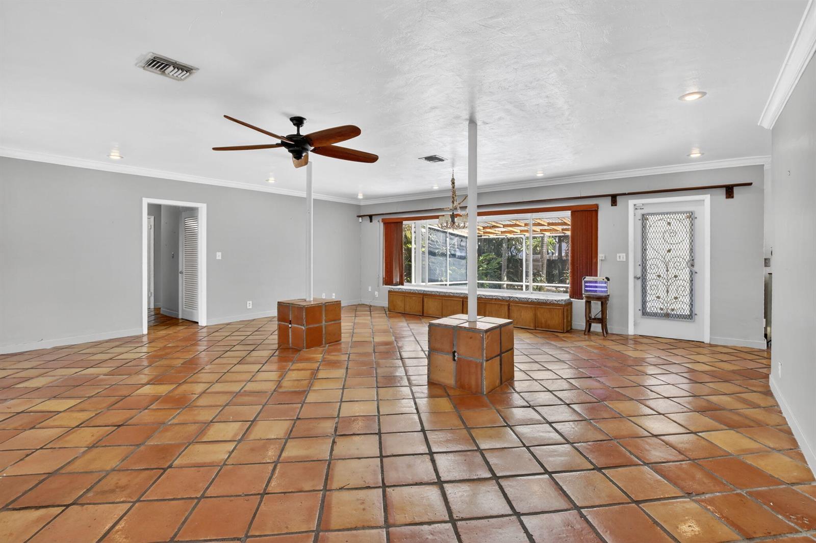 742 Hollywood Boulevard, Hollywood FL 33019 photo 5