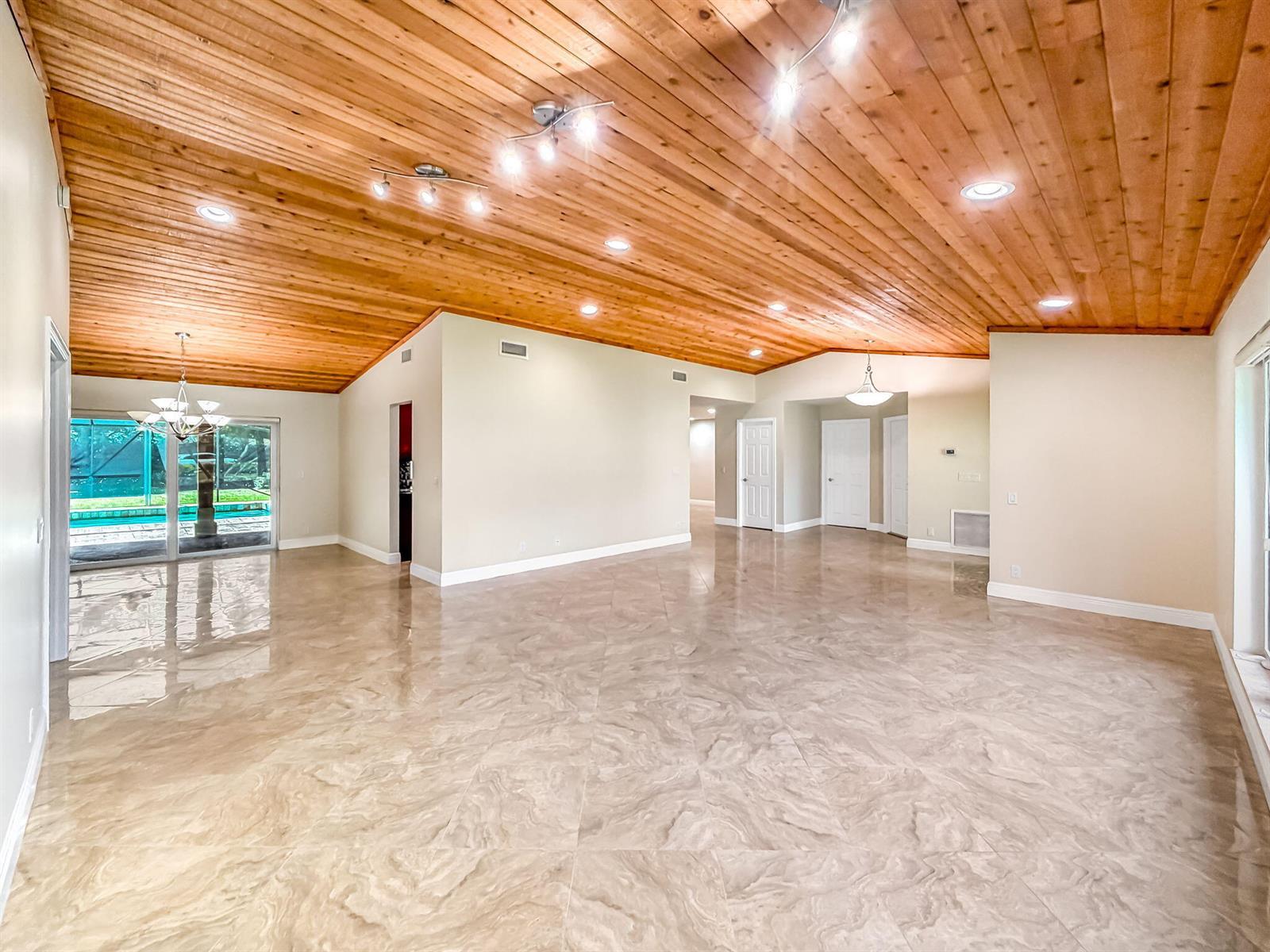 20764 Sorolla Terrace, Boca Raton FL 33433 photo 4