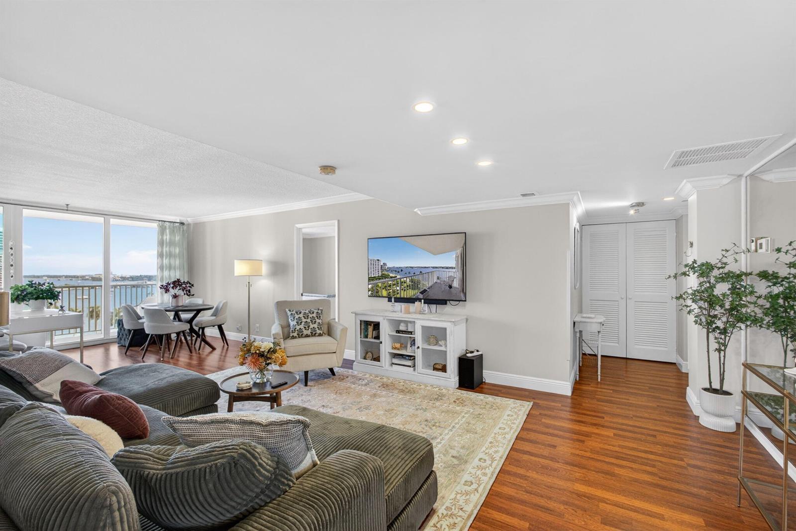 1801 S Flagler Drive # 1104, West Palm Beach FL 33401 photo 3