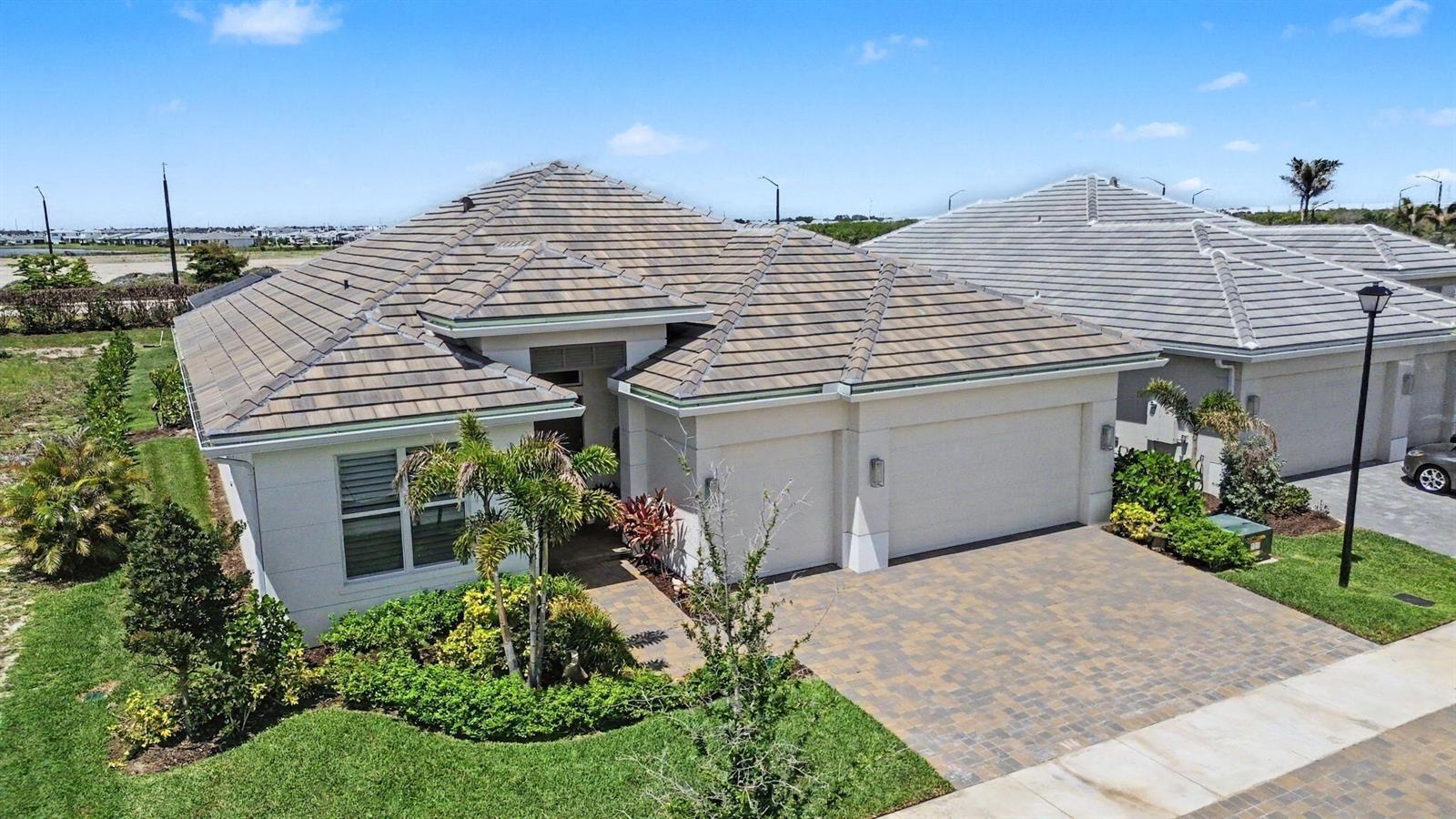 9483 SW Pinnacle Place N, Port St. Lucie FL 34987 photo 3
