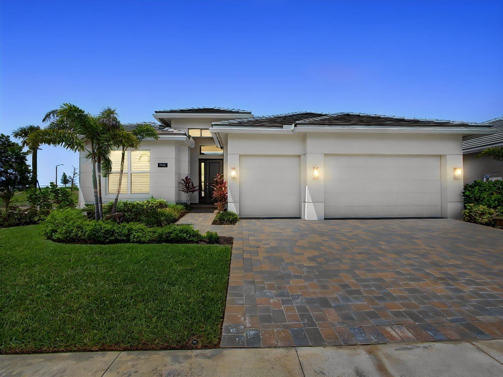 9483 SW Pinnacle Place N, Port St. Lucie FL 34987