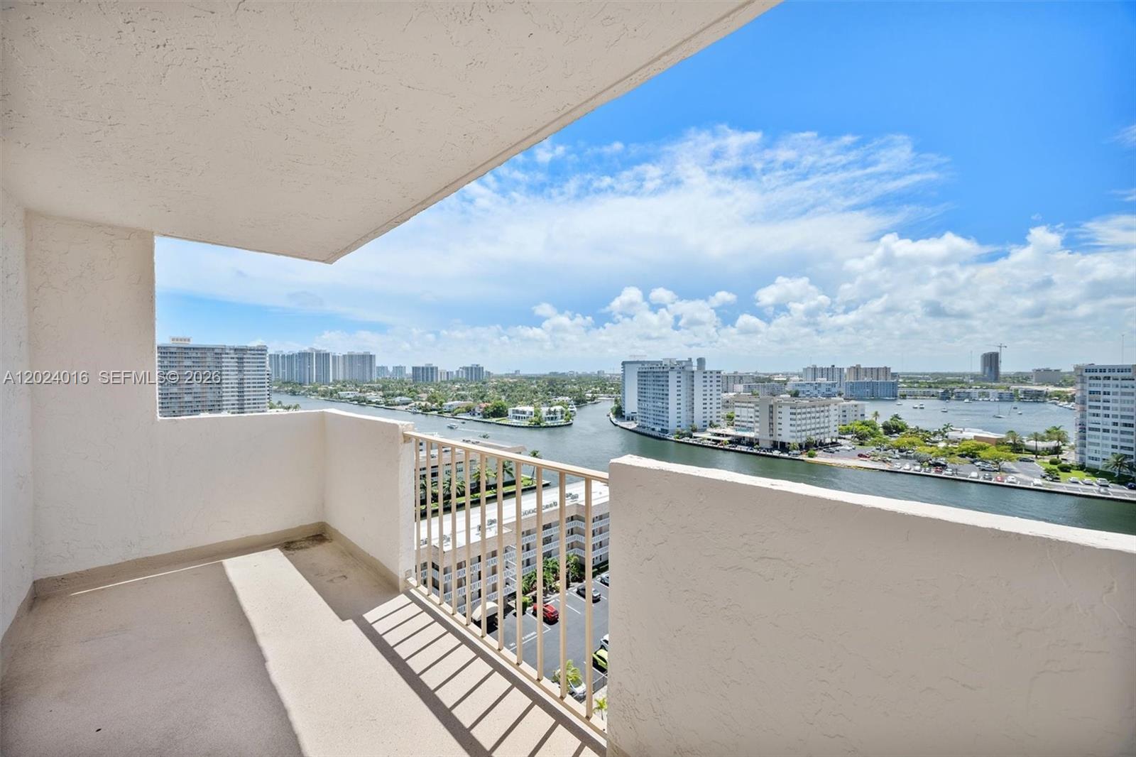 1865 S Ocean Dr # 15L, Hallandale Beach FL 33009