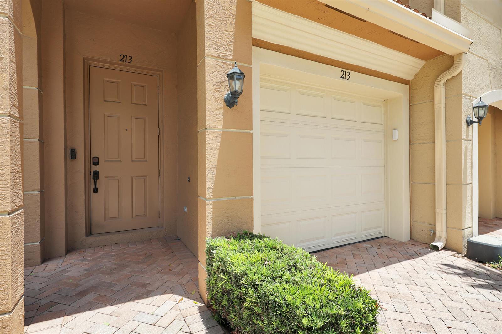 4851 Bonsai Circle # 213, Palm Beach Gardens FL 33418 photo 3