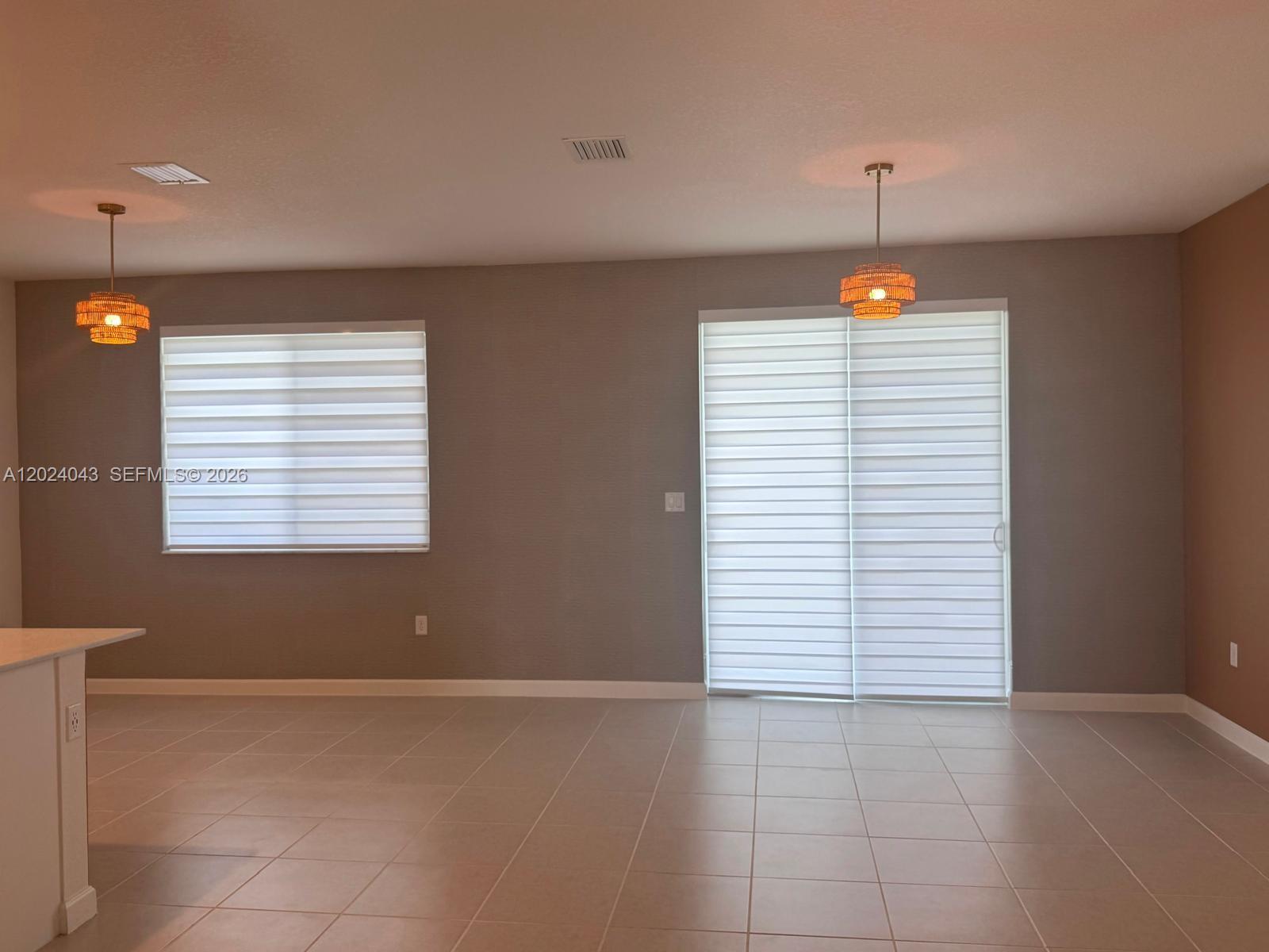663 SE 13th St Cir, Homestead FL 33034 photo 5