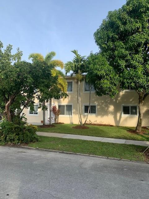 2212 Florida Avenue # A, West Palm Beach FL 33401 photo 2