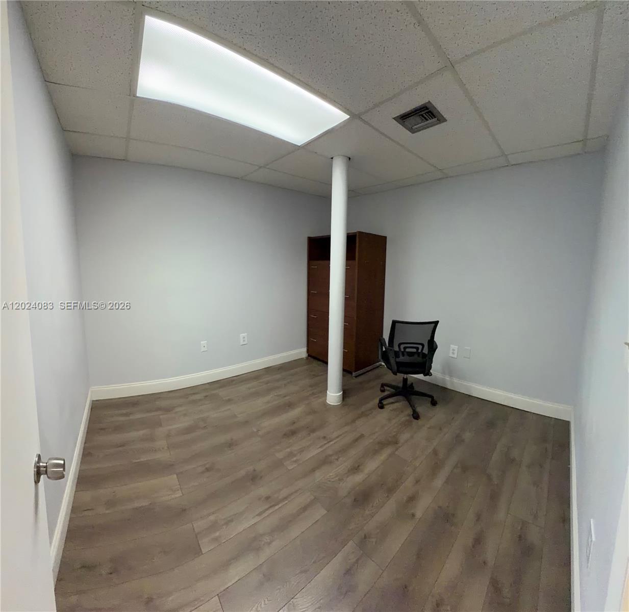 6405 NW 36th St, Virginia Gardens FL 33166 photo 2