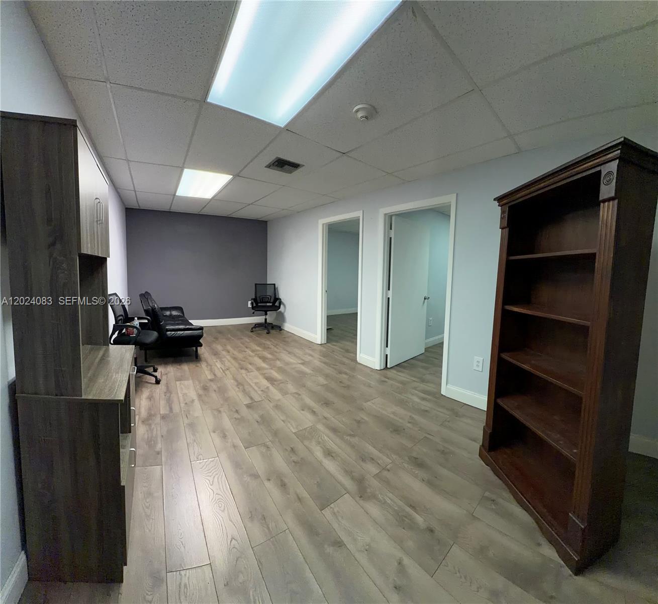 6405 NW 36th St, Virginia Gardens FL 33166