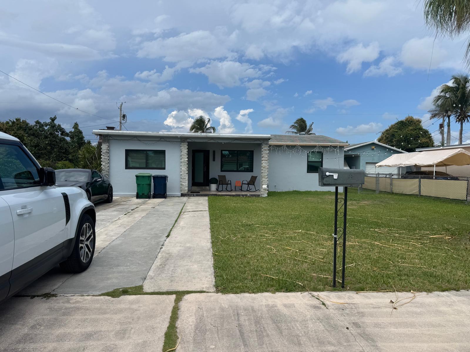 1561 NE 14th Street, Homestead FL 33033 photo 2