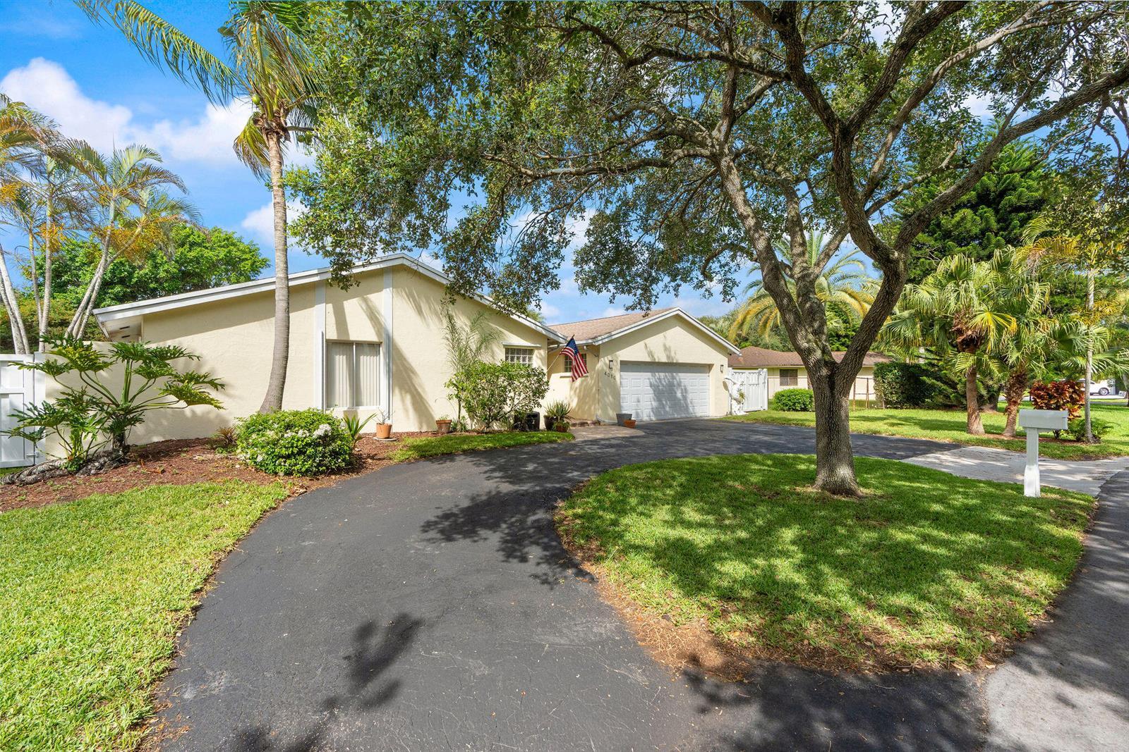 4010 W Sailboat Drive, Cooper City FL 33026 photo 4