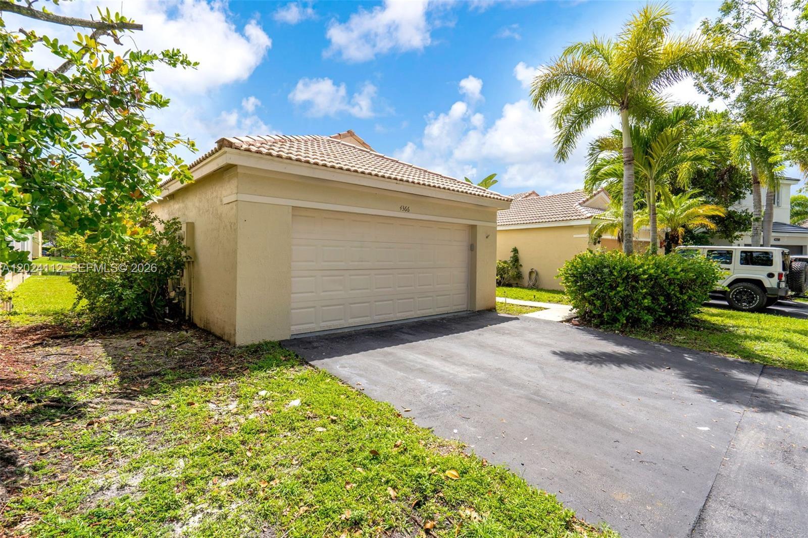 4366 Mahogany Ridge Dr # 0, Weston FL 33331 photo 2