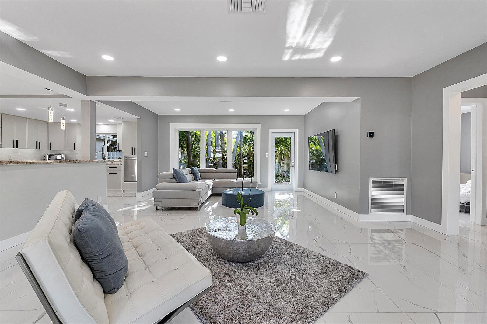 1900 NE 16th Terrace, Fort Lauderdale FL 33305 photo 4