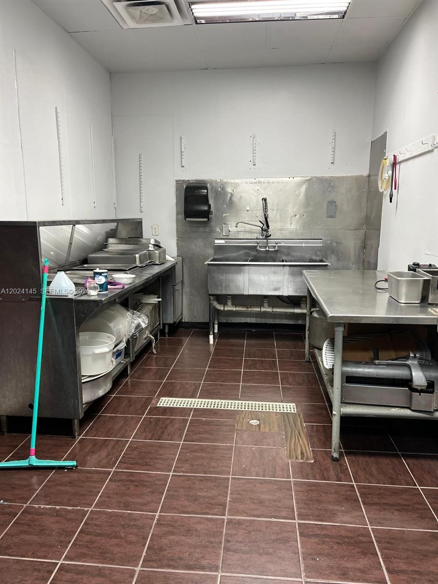 Second Generation Restaurant for Sale Prime Opportunity, Miami FL 33126 photo 4