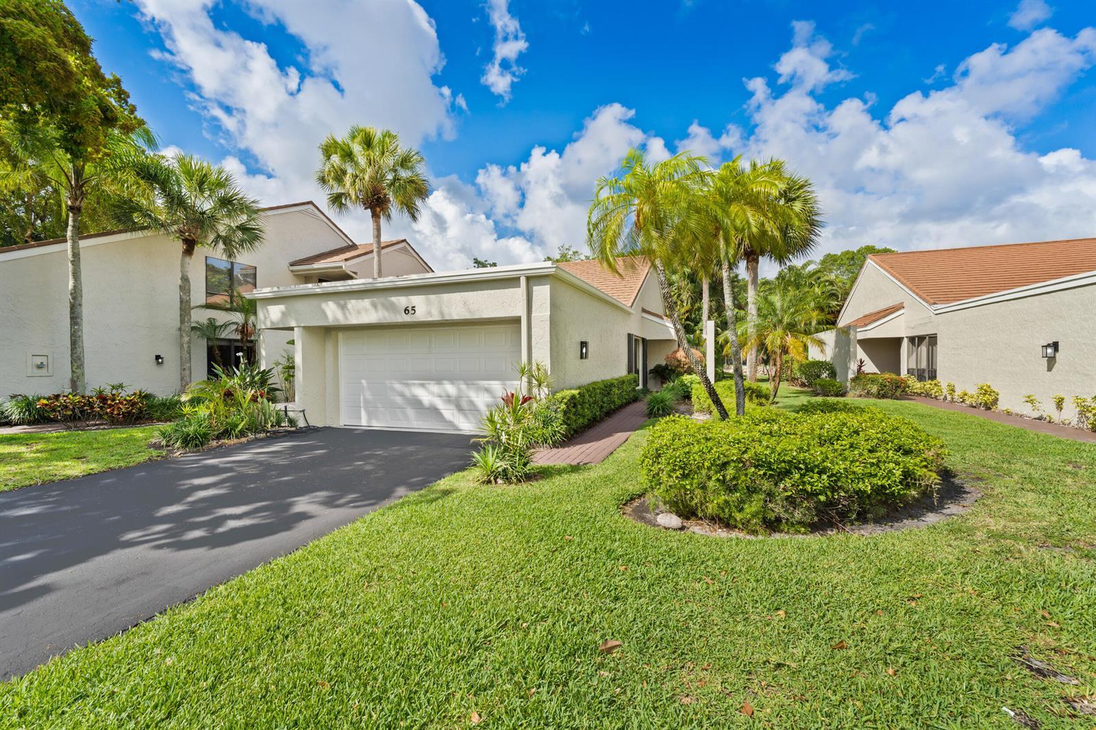 65 Balfour Road E, Palm Beach Gardens FL 33418