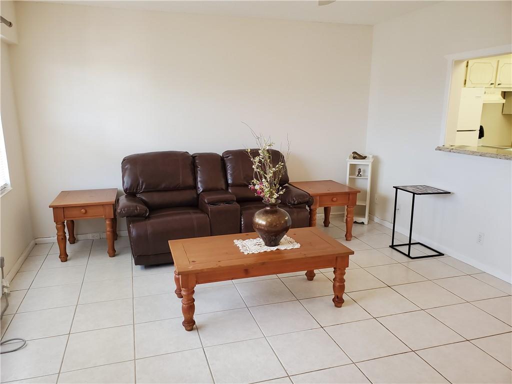 373 Fanshaw I, Boca Raton FL 33434 photo 4