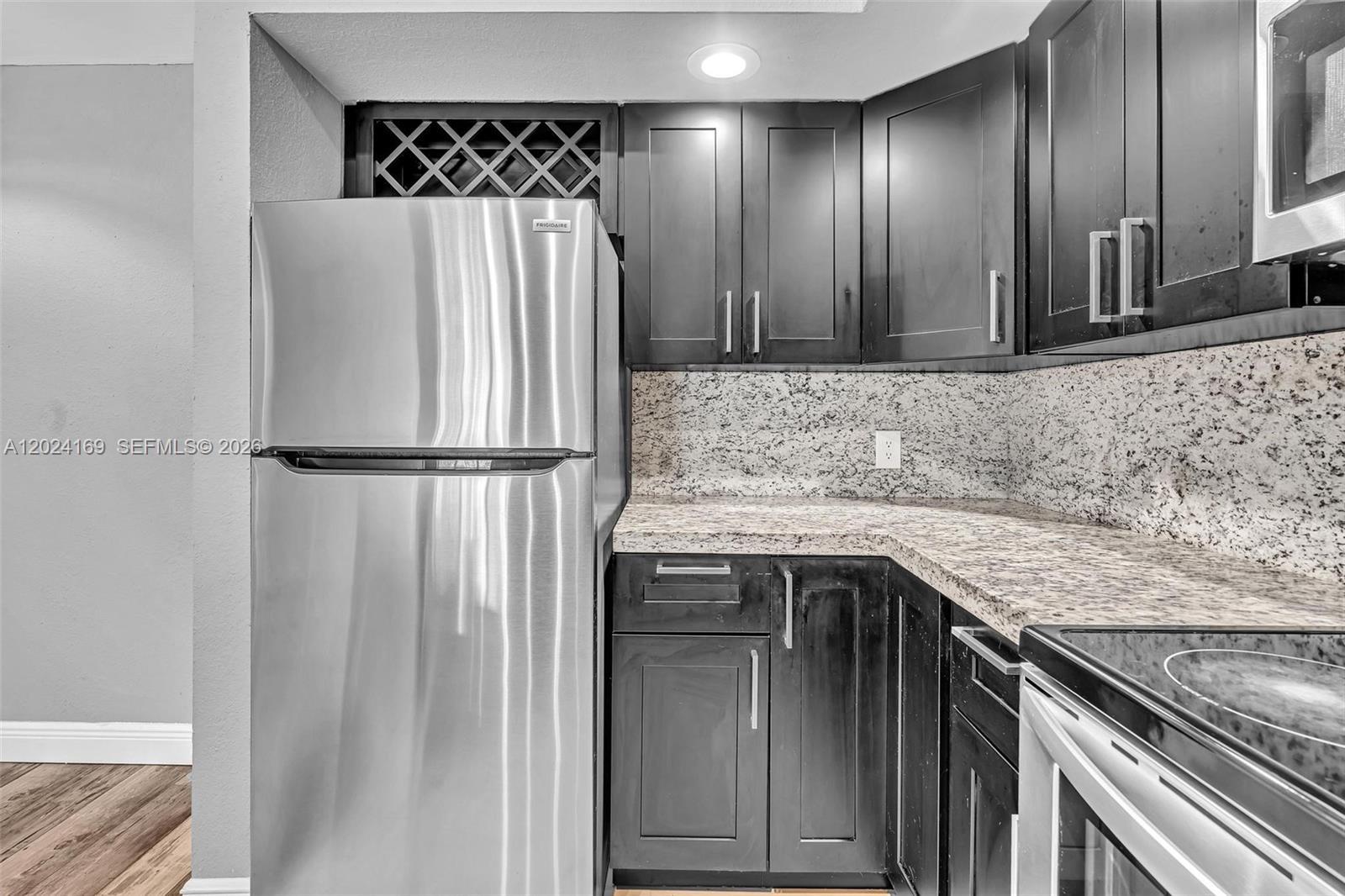 3300 N Pinewalk Dr N # 1925, Margate FL 33063 photo 2