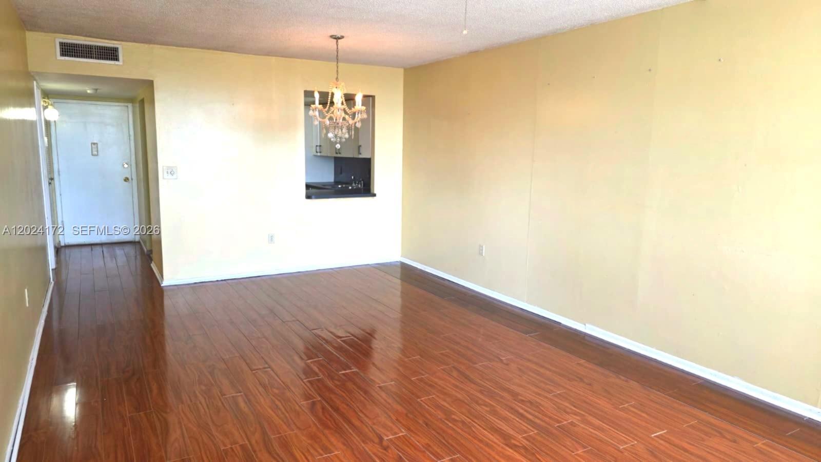 1301 NE Miami Gardens Dr # 813W, Miami FL 33179 photo 4