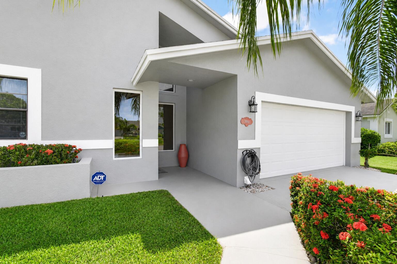 3001 Eagle Drive, Delray Beach FL 33444 photo 2