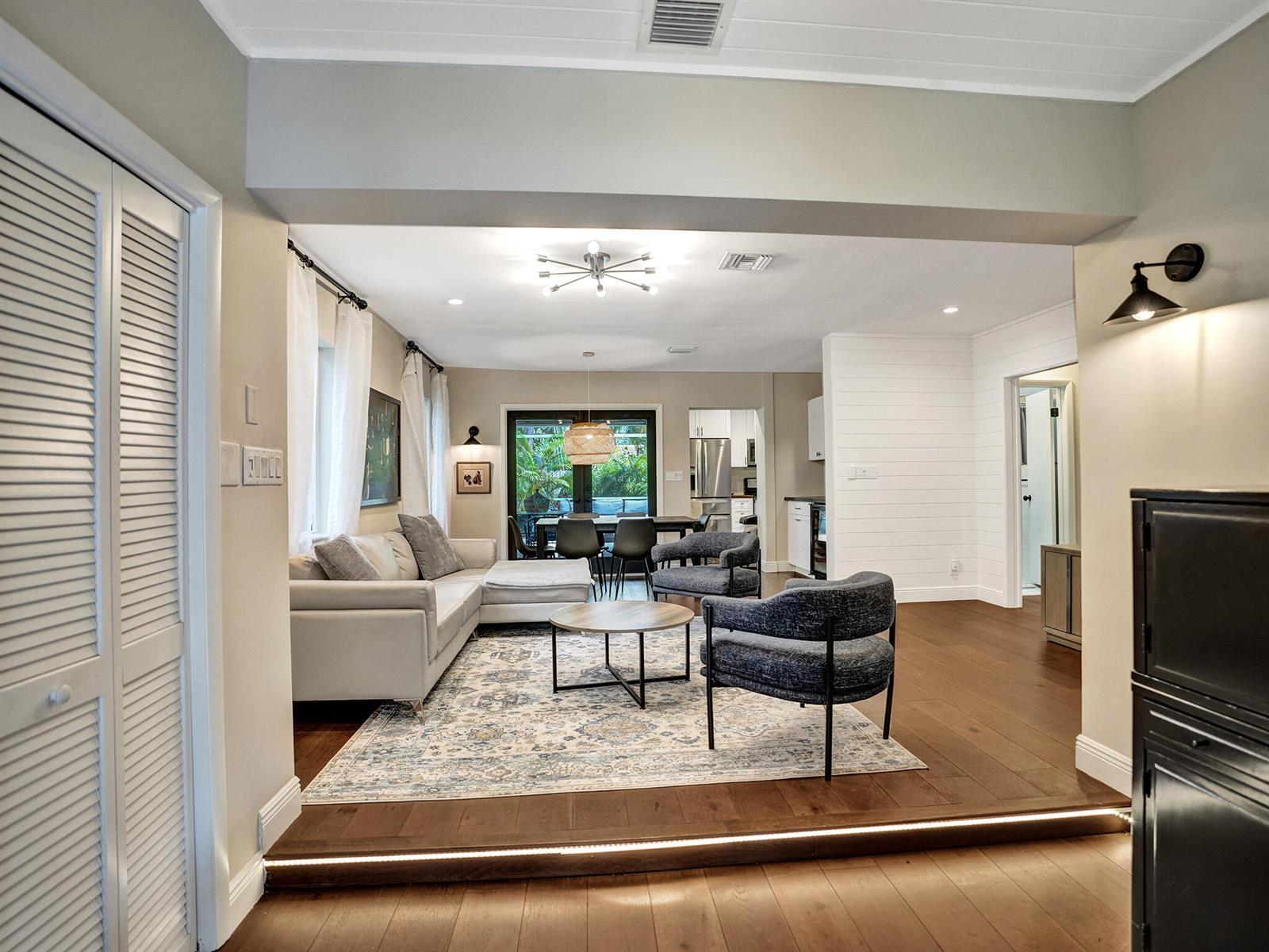 1625 SE 2nd Court, Fort Lauderdale FL 33301 photo 2