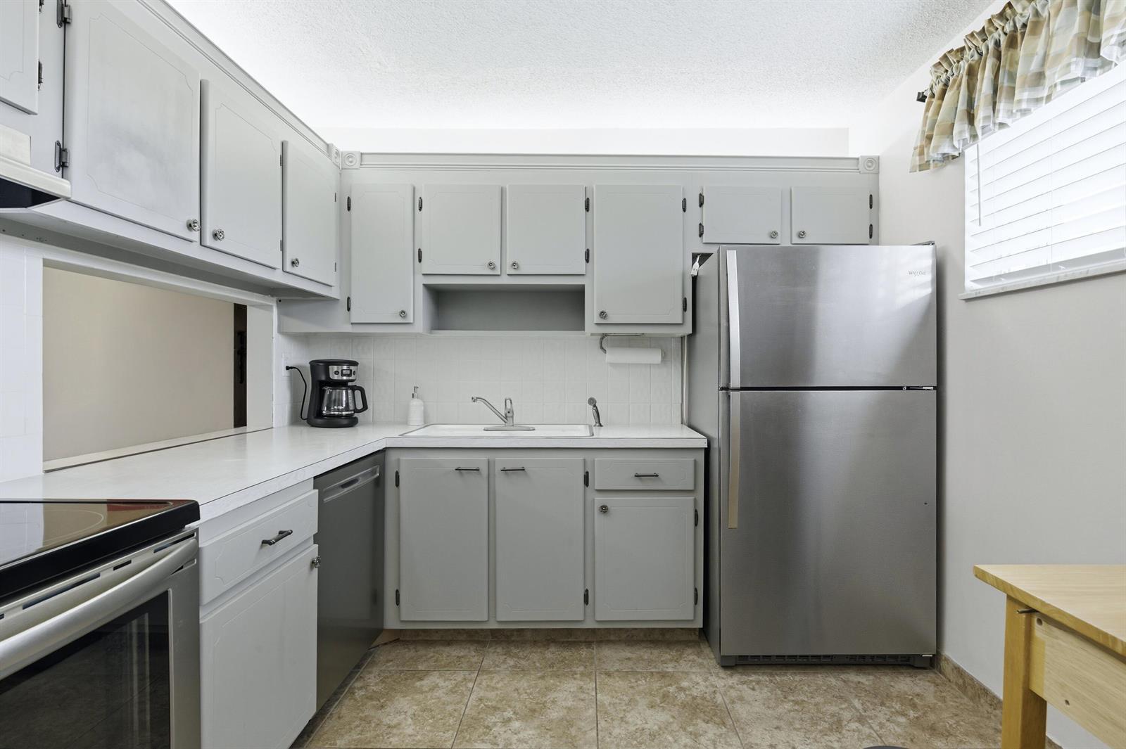 2534 Garden Drive S # 203, Lake Worth FL 33461 photo 3