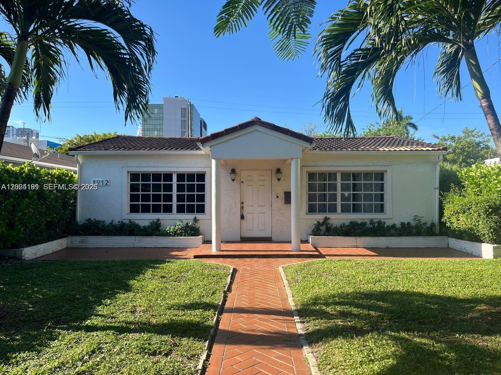 1912 Taylor St, Hollywood FL 33020 photo 2