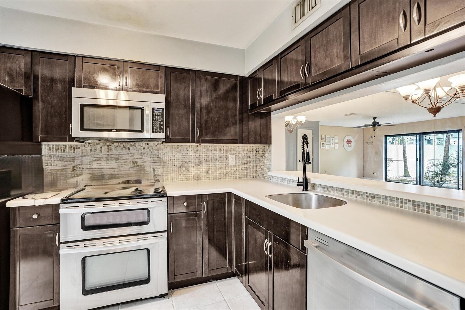 3080 S Oakland Forest Drive # 101, Oakland Park FL 33309 photo 4