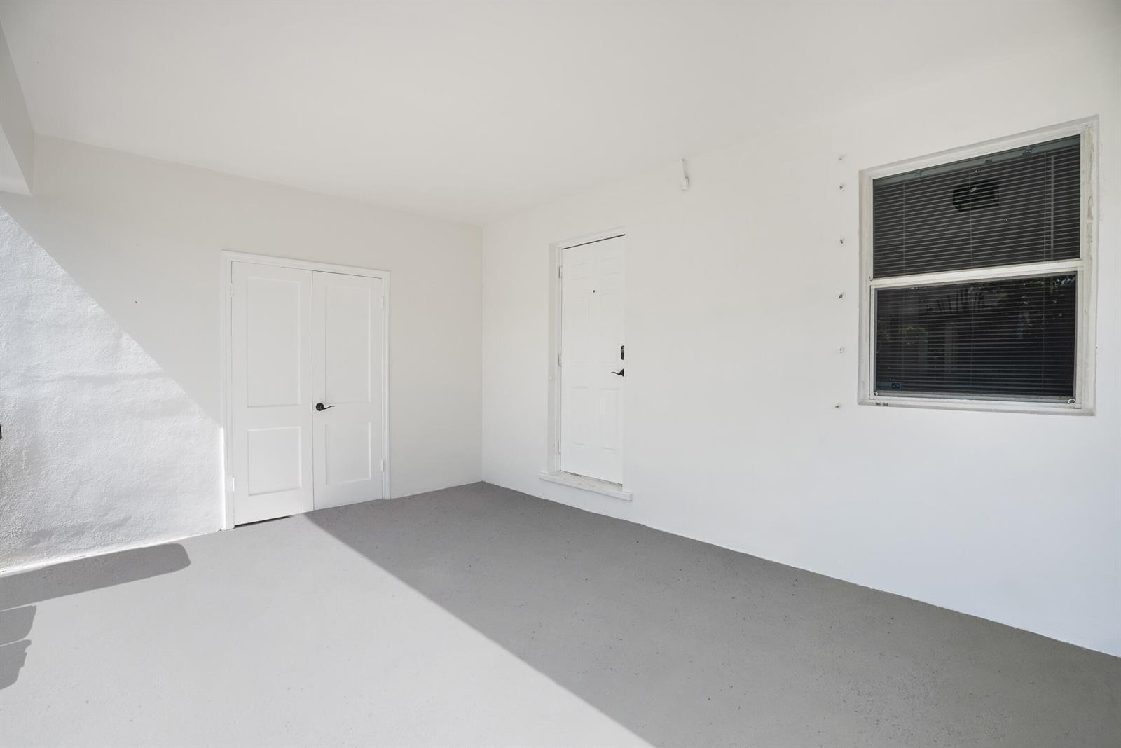 401 42nd Street, West Palm Beach FL 33407 photo 5