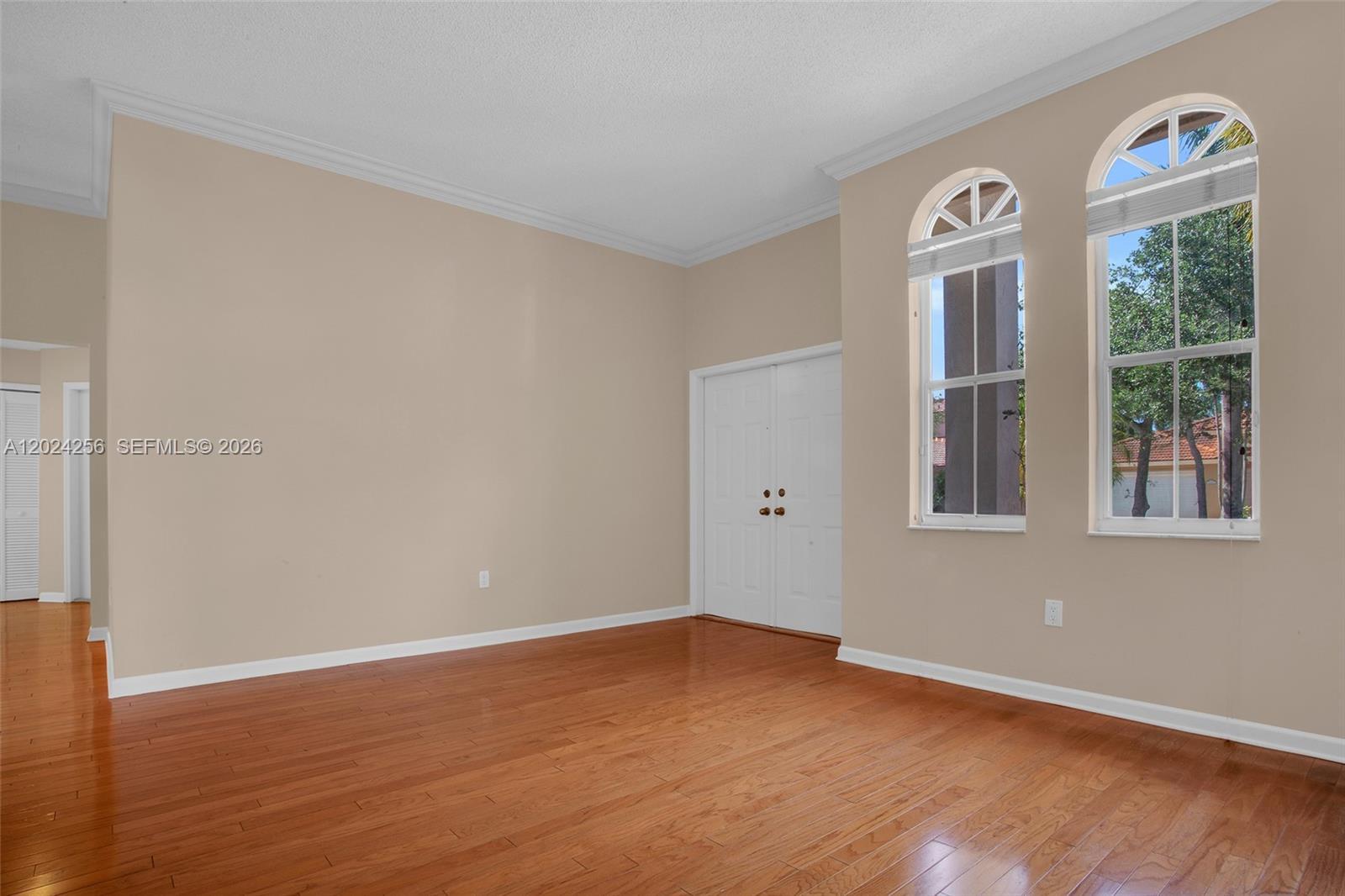 13964 N Cypress Cove Cir, Davie FL 33325 photo 3