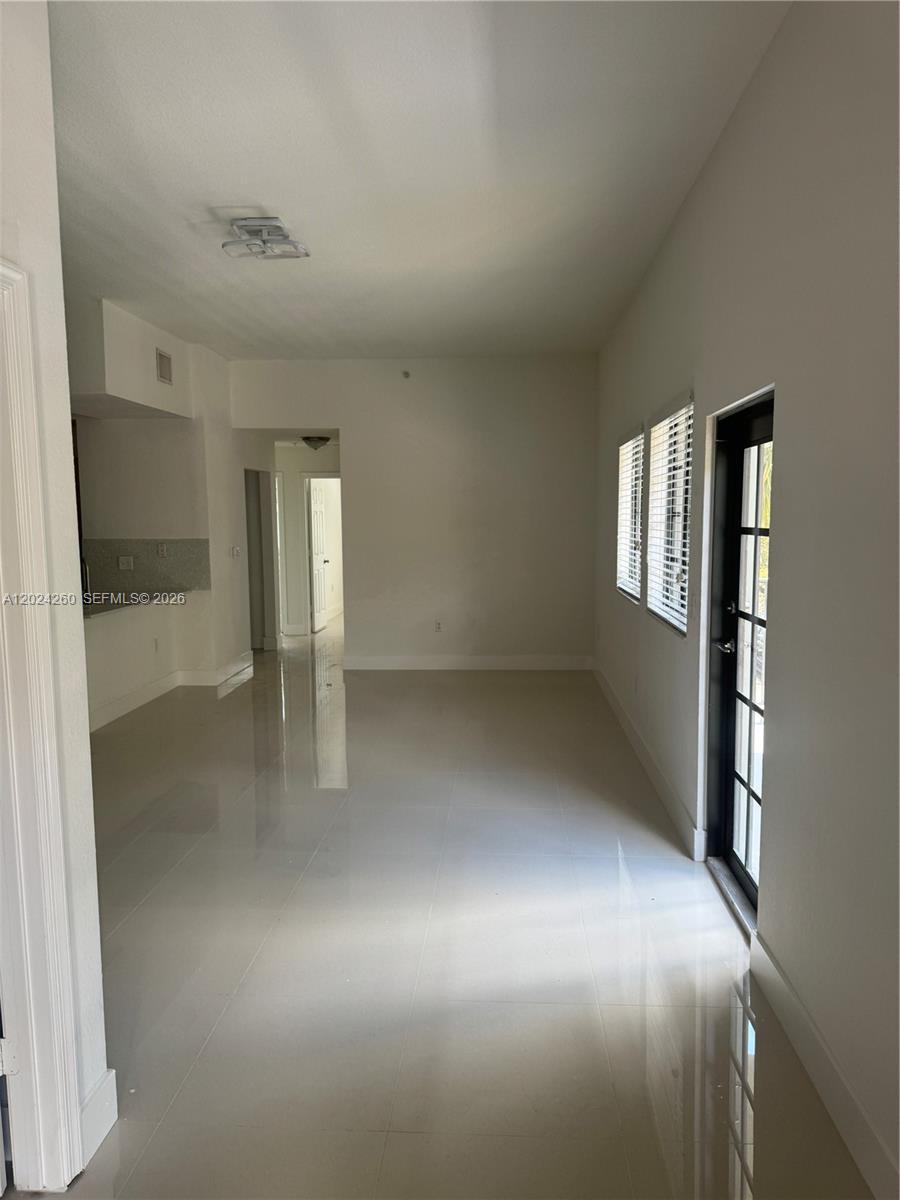2851 Riverside Dr, Coral Springs FL 33065 photo 4