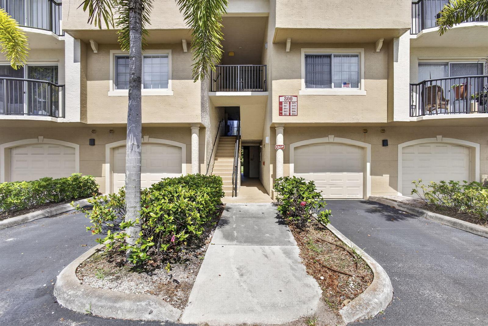 800 S Crestwood Ct Court S # 809, Royal Palm Beach FL 33411 photo 3