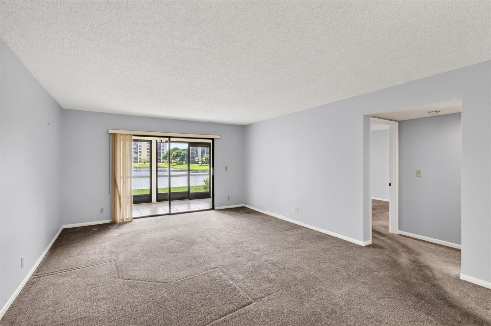 6655 Kensington Lane, Delray Beach FL 33446 photo 5