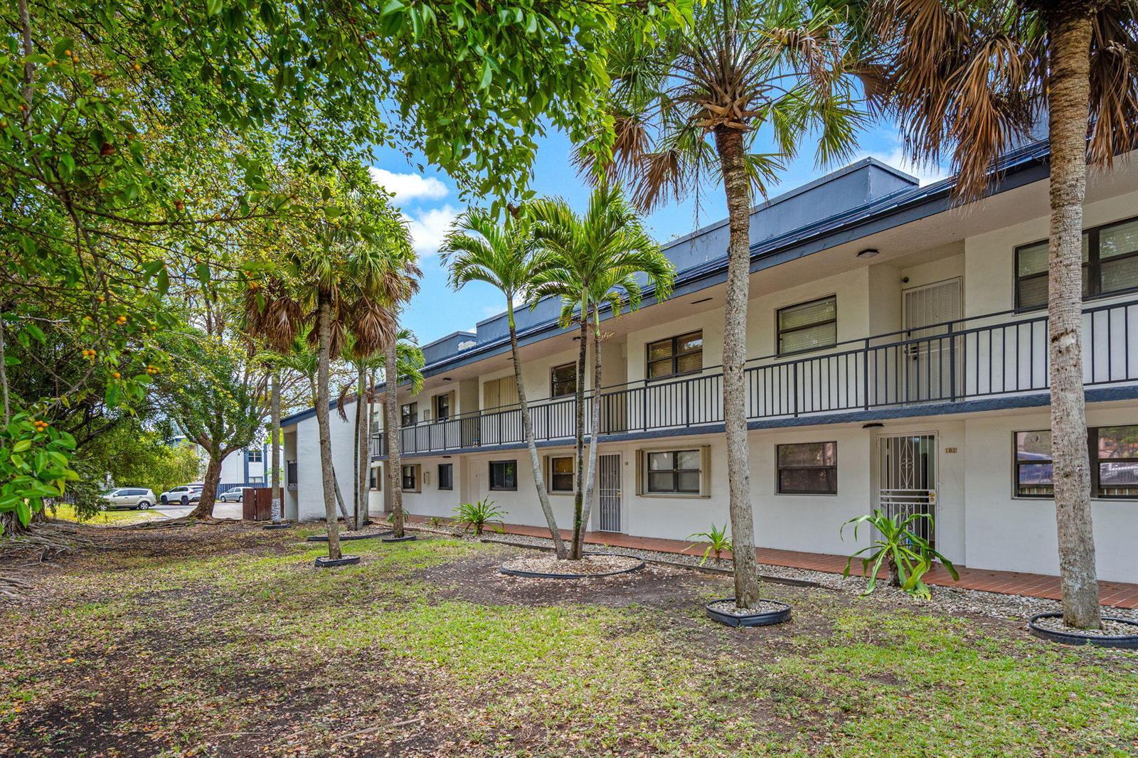 510 W Park Drive # 3, Miami FL 33172