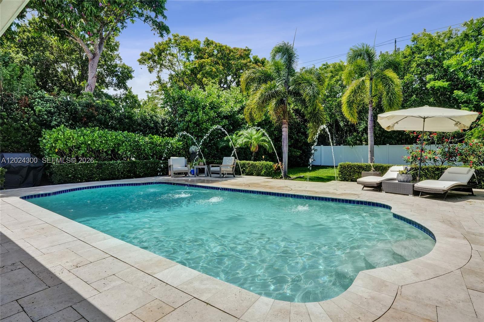 5569 Wind Drift Ln, Boca Raton FL 33433