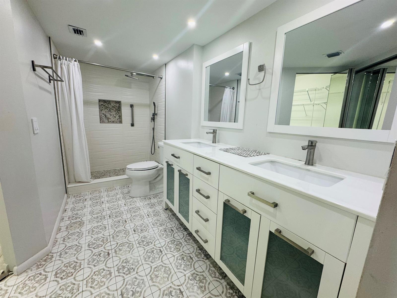 1300 SW 125th Avenue # 311k, Pembroke Pines FL 33027 photo 2