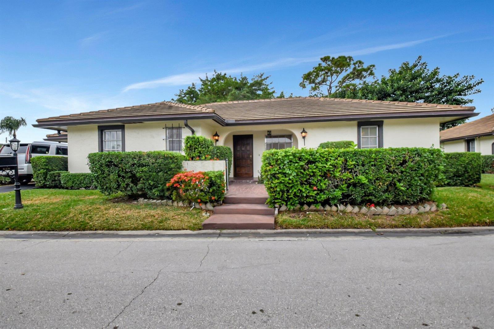 428 Pine Villa Drive, Atlantis FL 33462
